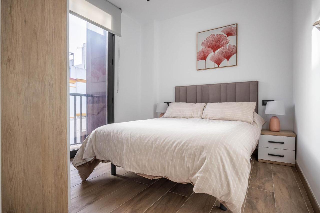 Nervion Suites 1 - Vacacional Sevilla מראה חיצוני תמונה
