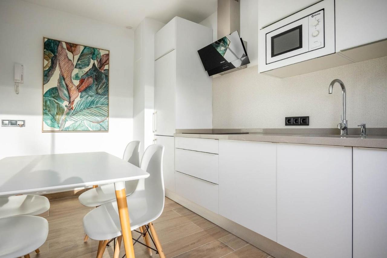 Nervion Suites 1 - Vacacional Sevilla מראה חיצוני תמונה