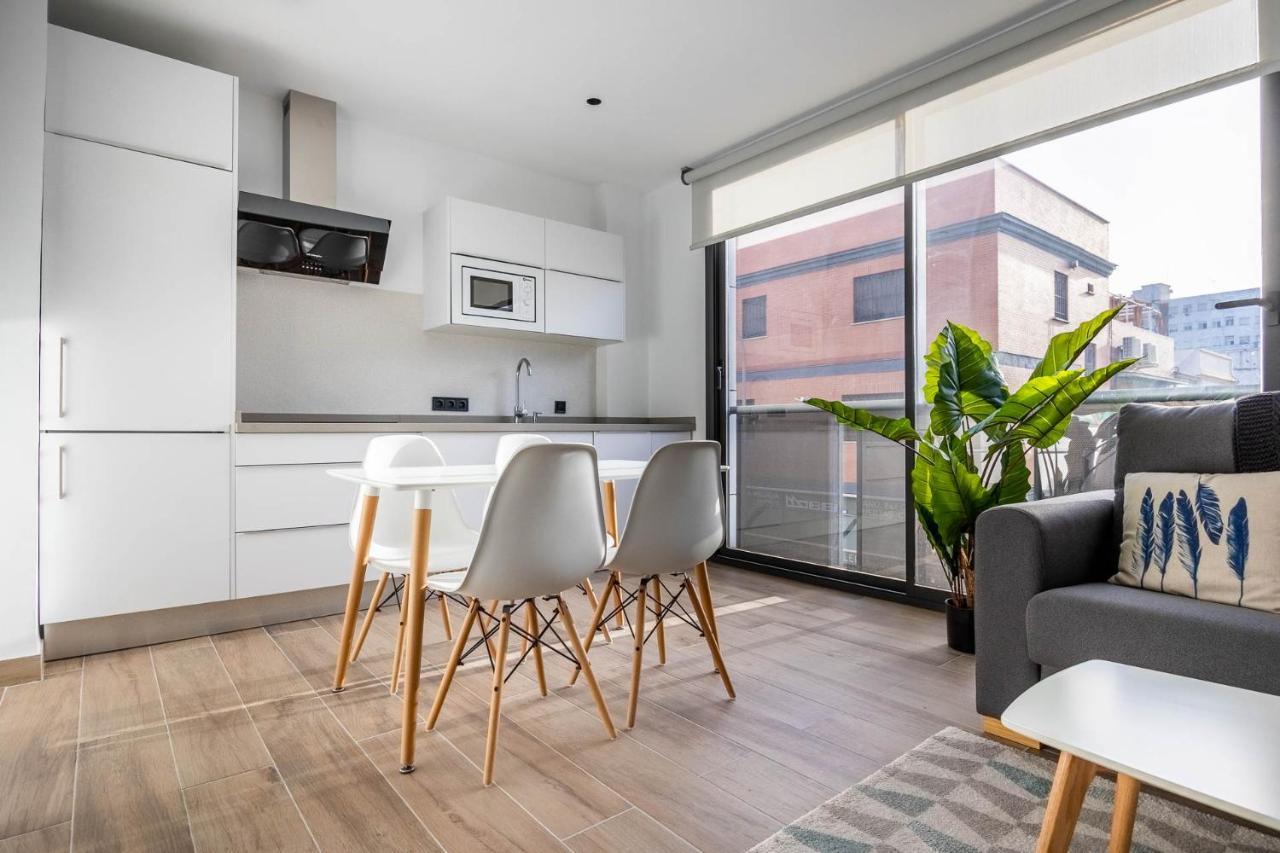 Nervion Suites 1 - Vacacional Sevilla מראה חיצוני תמונה